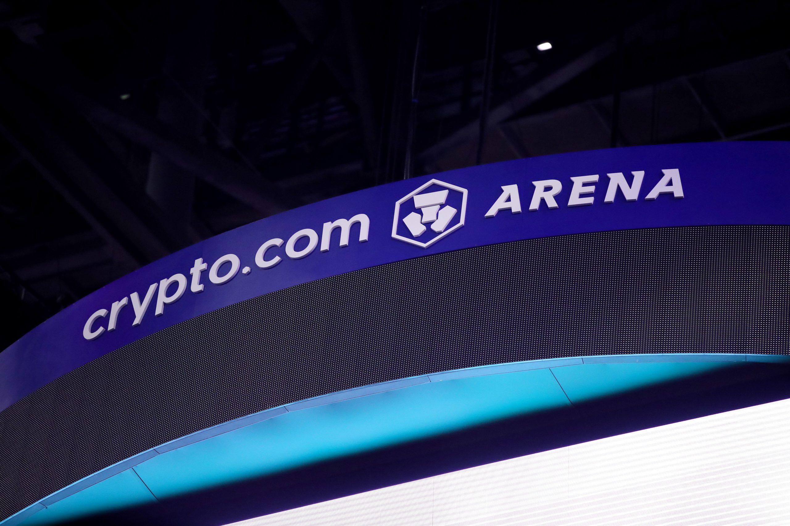 «Стэйплс Центр» переименовали в Crypto.com Arena. Фанаты в бешенстве, но бизнес превыше всего