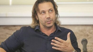 Мостовой рассказал, как «Спартак» сыграл договорной матч в Японии в 1991 м: «Кто то из старших товарищей говорит: «Саня, ты что делаешь? Нельзя! Не бей по воротам. Мы не должны выиграть» {Sports} 691b205848fa1.jpeg