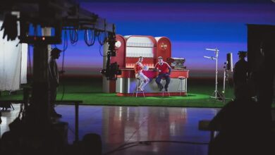Агентство Friends о рекламе «Ой, что ни вечер, то футбол»: «Обратились к нашему культурному коду. Референсом были русские люди, поющие народные песни» {Sports} 6a59ed55ab8e1.jpeg