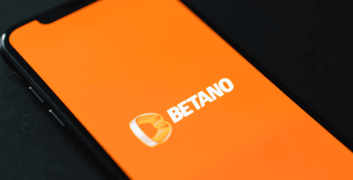 Букмекер Betano продлил партнерство с «Астон Вилла» и перенес логотип на рукав из-за ограничений АПЛ